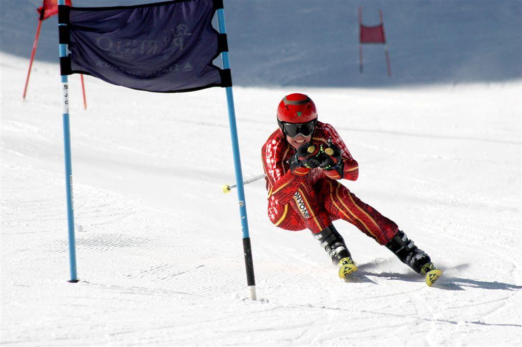 O brasileiro Paulo Egydio defenderá o Brasil nas montanhas de Garmisch-Partenkirchen, na Alemanha, durante a 41ª edição do Campeonato Mundial de Esqui Alpino / Foto: Divulgação